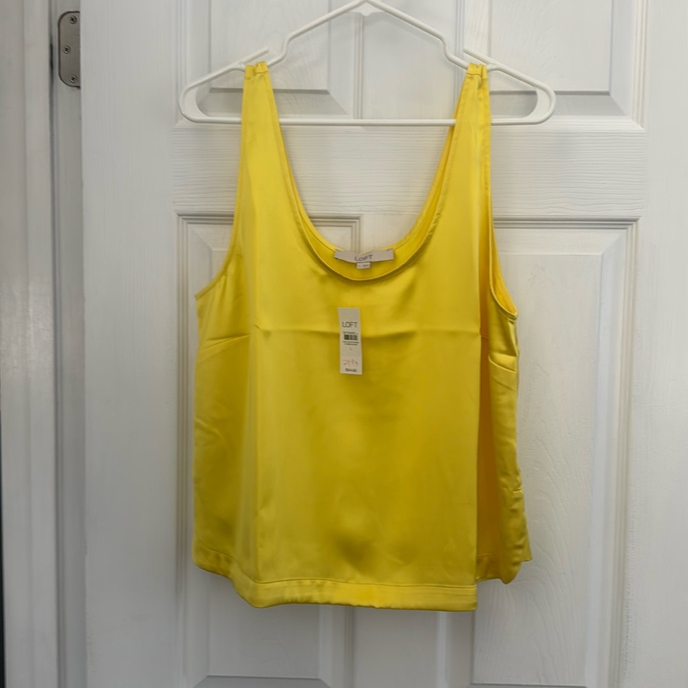 NWT loft yellow scoop tank - large